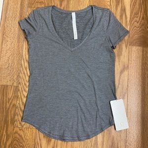 NWT lululemon love tee